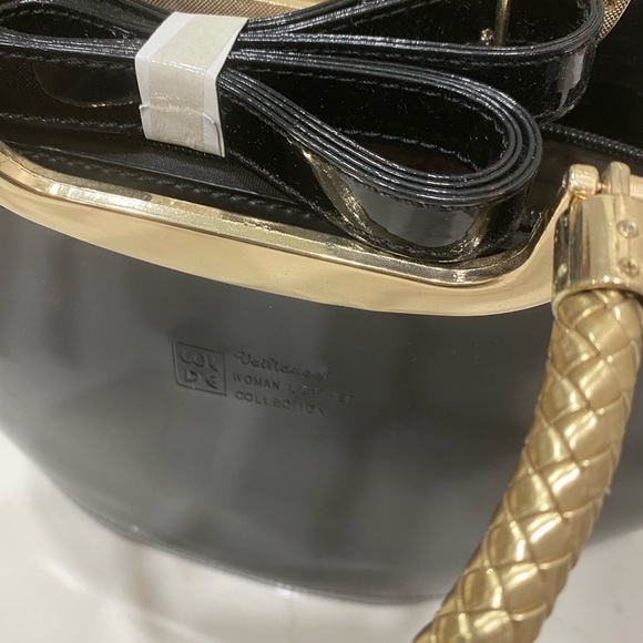 Veiliduoer Leather Womans Deisgner Bag - Picture 2 of 5